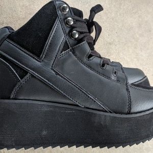 YRU platform sneakers